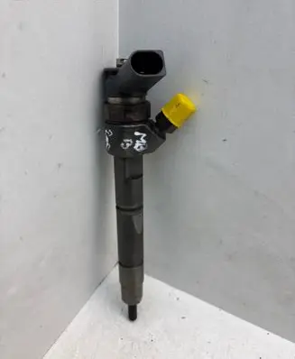 Fuel injector