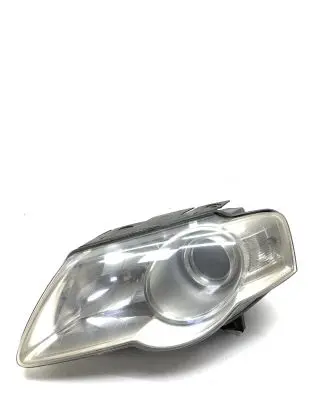Volkswagen PASSAT B6 Headlight/headlamp 3C0941005Q