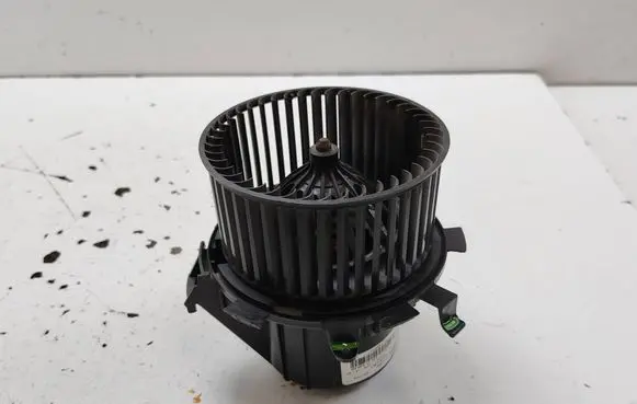 Citroen C5 Heater fan/blower BZ38379 L5771000