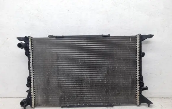 Audi A4 S4 B8 8K Coolant radiator 8K0121251R