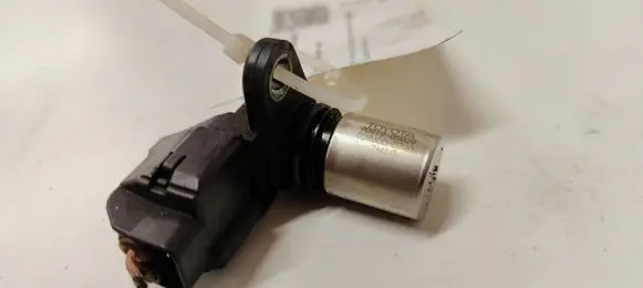 Toyota Corolla Verso AR10 Crankshaft position sensor 9091905029 0296000740
