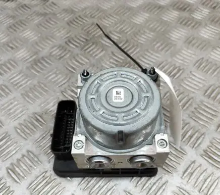 BMW 4 F32 F33 ABS Pump 6866210 6861377
