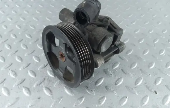 Dodge Avenger Power steering pump 5151017AC 5151017AD