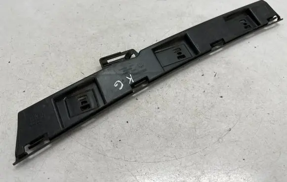 BMW 2 F22 F23 Sill supporting ledge 7268077