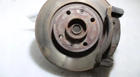 Front wheel hub spindle knuckle
