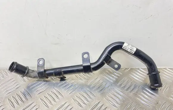 Audi A8 S8 D3 4E Engine coolant pipe/hose 4E0121485F