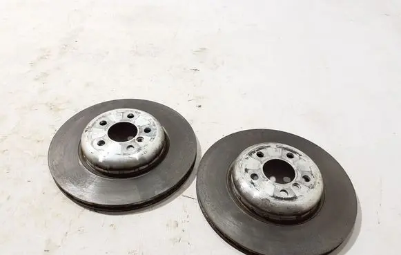 BMW i5 G60 Rear brake disc 8831484
