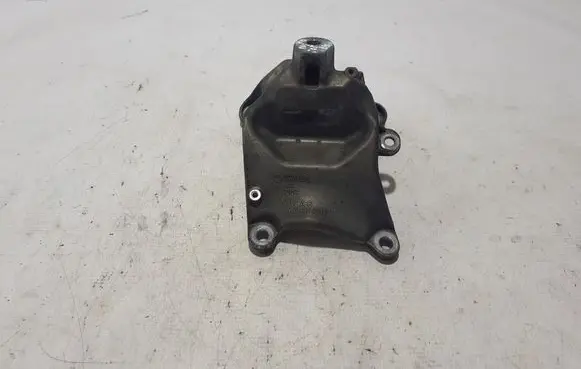 Audi A7 S7 4K8 Engine mounting bracket 8W0199308R