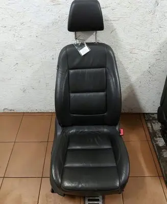 Volkswagen Tiguan Front driver seat 