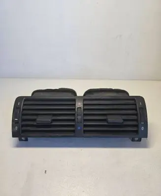 BMW X3 E83 Dash center air vent grill 8391179