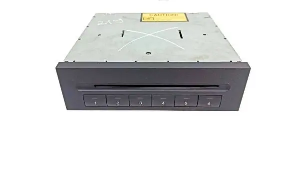 Mercedes-Benz CLS C219 CD/DVD changer A2118703889 020953 AL351150765882