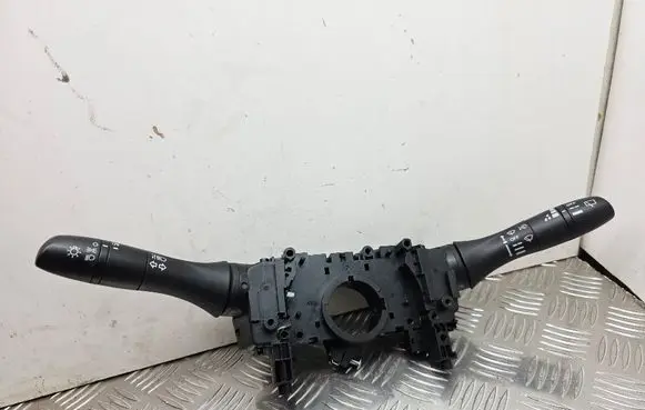 Nissan Qashqai Wiper turn signal indicator stalk/switch 14110SN1