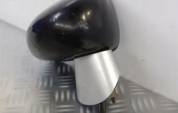 Audi TT TTS RS Mk3 8S Front door electric wing mirror 