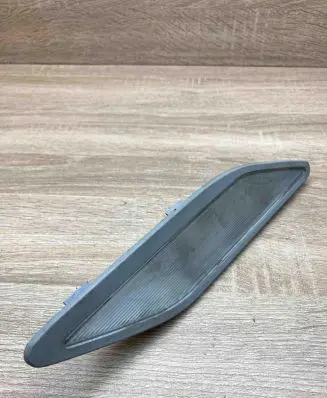 BMW 5 E39 Rear seat light 8363608