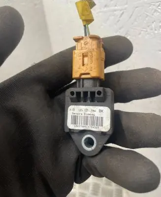 Alfa Romeo 159 Airbag deployment crash/impact sensor