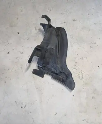 Volvo V70 Intercooler air guide/duct channel 31383023