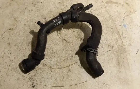 Audi A6 S6 C5 4B Engine coolant pipe/hose 4B01211017