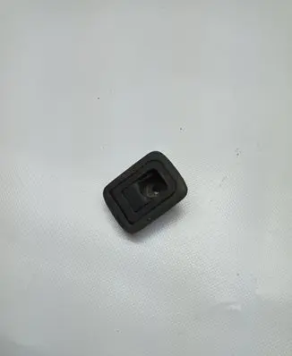 Mitsubishi Outlander Tie down hook / loop 
