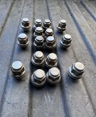 Lexus RX 450H Nuts/bolts 393933993999