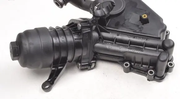 Volvo XC60 Oil filter mounting bracket 30757730