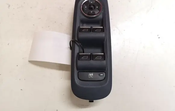 Ford Mondeo MK IV Electric window control switch 7S7T14A132AB