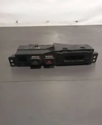 Mazda 323 Hazard light switch 90606646z 4H01