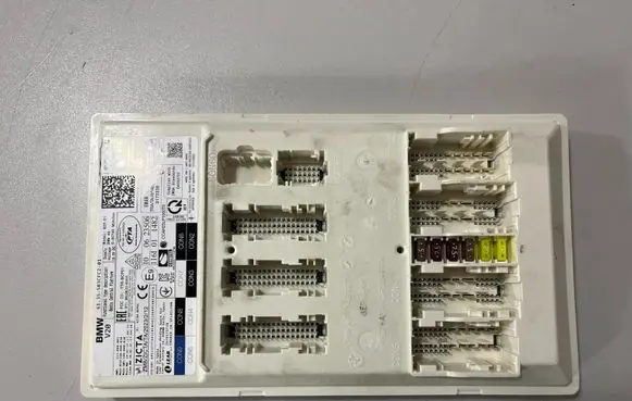 BMW X7 G07 Central body control module 5B3CFC2 5B8E989
