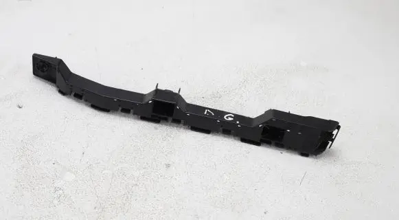 Honda HR-V Rear bumper mounting bracket 17851F1