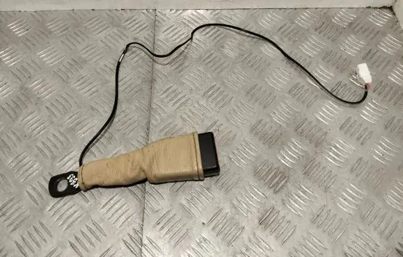 Maserati GranTurismo Front seatbelt buckle 34039831