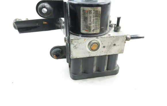 Ford Focus ABS Pump 3M512C405HB 00402966D0
