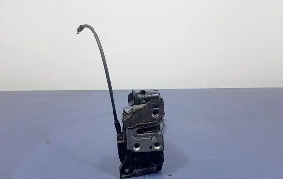 Renault Scenic III - Grand scenic III Front door lock 