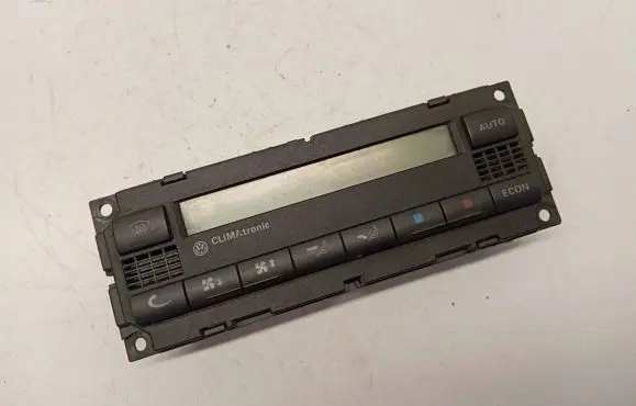 Volkswagen PASSAT B5 Climate control unit 3B1907044A 5HB00761702