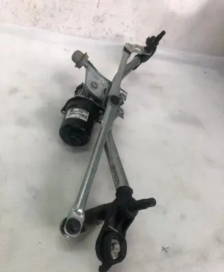 Opel Mokka B Front wiper linkage and motor W000096769