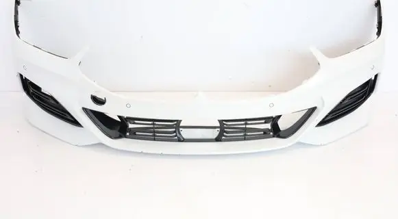 BMW 8 G15 Front bumper 2463576895707