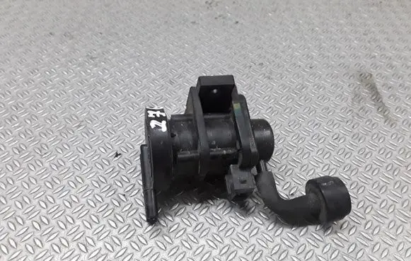 Opel Frontera B Turbo solenoid valve 830004