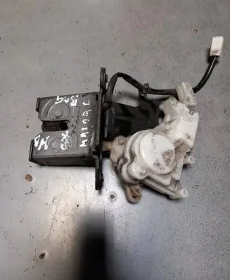 Mazda 6 Loading door lock 