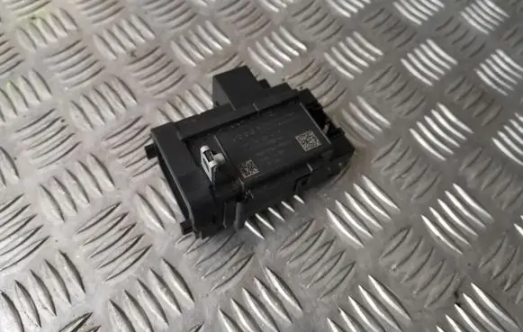 Audi A4 S4 B8 8K Ignition lock 8K0909131D 8K0909131