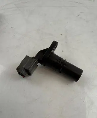Nissan Qashqai Crankshaft position sensor 8200885209