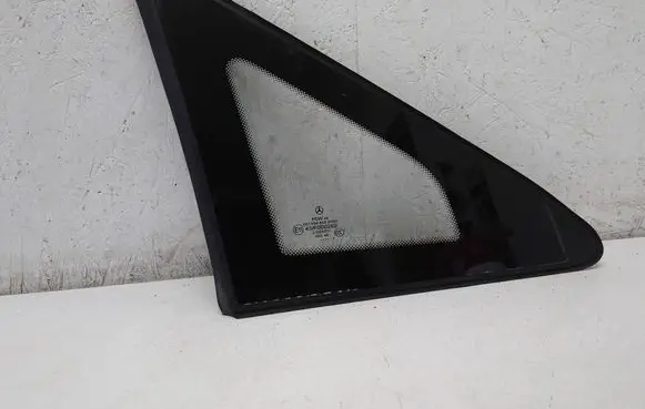 Mercedes-Benz Vito Viano W639 Front triangle window/glass A6396736405 6396736405