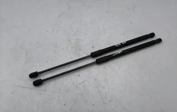 Audi A1 Tailgate strut 82a82755202s