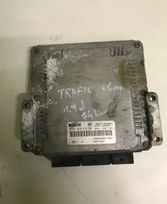 Renault Trafic II (X83) Engine control unit/module 0281010632