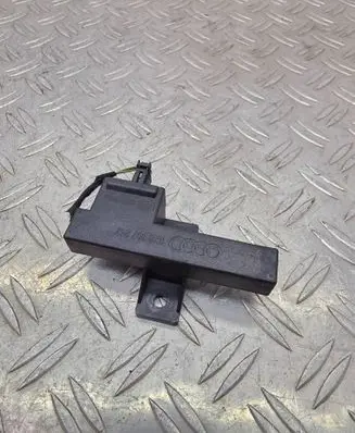 Audi A8 S8 D4 4H Keyless (KESSY) go control unit/module 8K0907247 335422