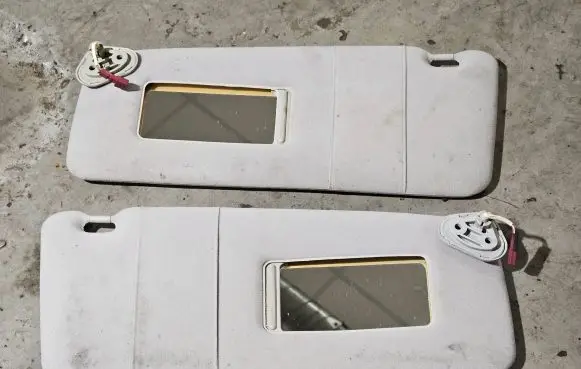 BMW 7 E38 Sun visor 51168242555 51168242556