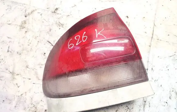 Mazda 626 Rear/tail lights 0431392l 043-1392l