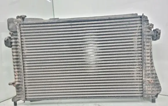 Volkswagen PASSAT B6 Intercooler radiator 3C0145803E 038906051C