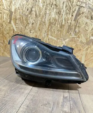 Mercedes-Benz C W204 Headlight/headlamp A2048204639 030127068204