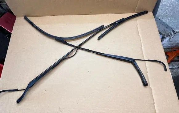 Volkswagen Multivan T7 Windshield/front glass wiper blade 