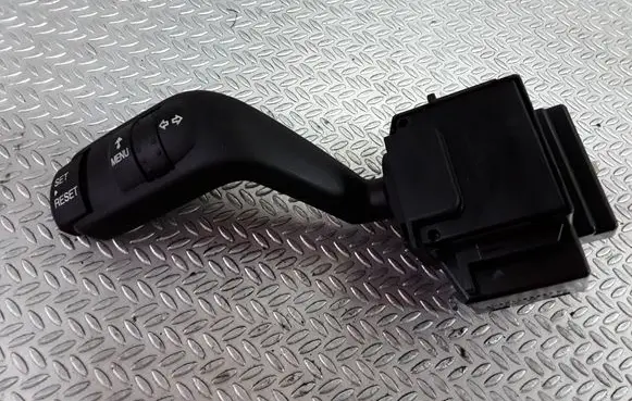 Ford Focus C-MAX Indicator stalk 3M5T13335