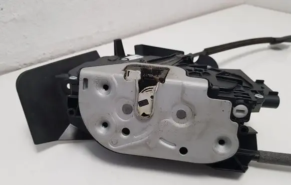 Ford B-MAX Sliding door lock AV1AR26413AB 949097102