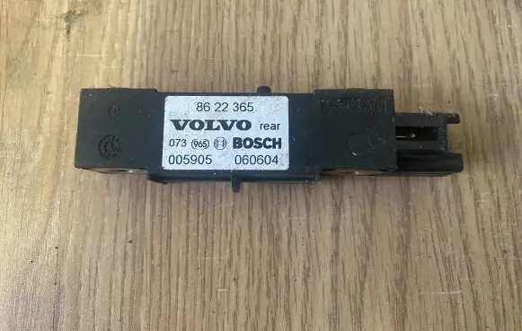 Volvo V70 Airbag deployment crash/impact sensor 8622365 005905 060604